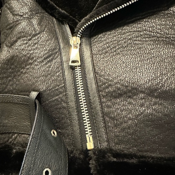 ✨ PrettyLittleThing Black Faux Leather Aviator Jacket 🖤 Size 4 ✨ - Picture 4 of 12